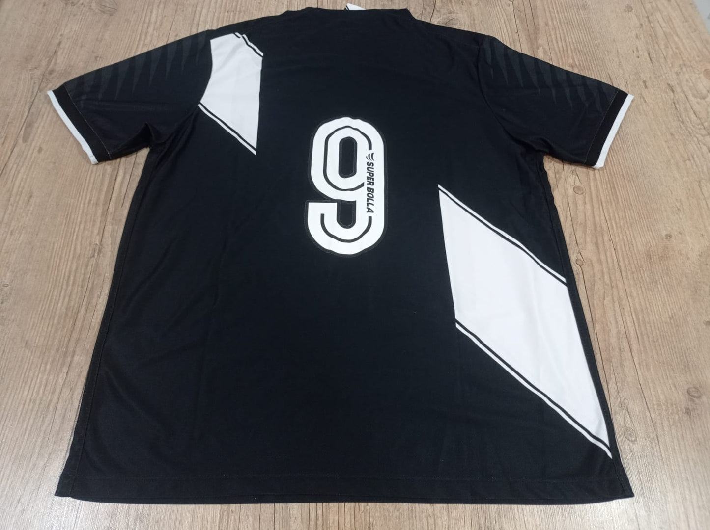 Ponte Preta shirt slight defects