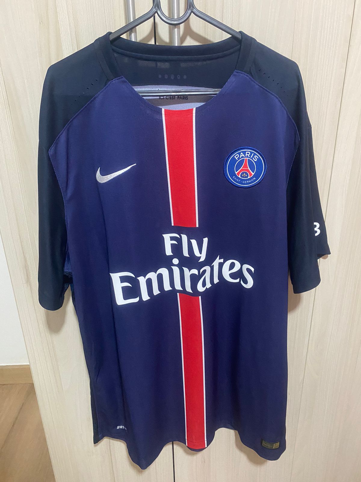 PSG player model shirt