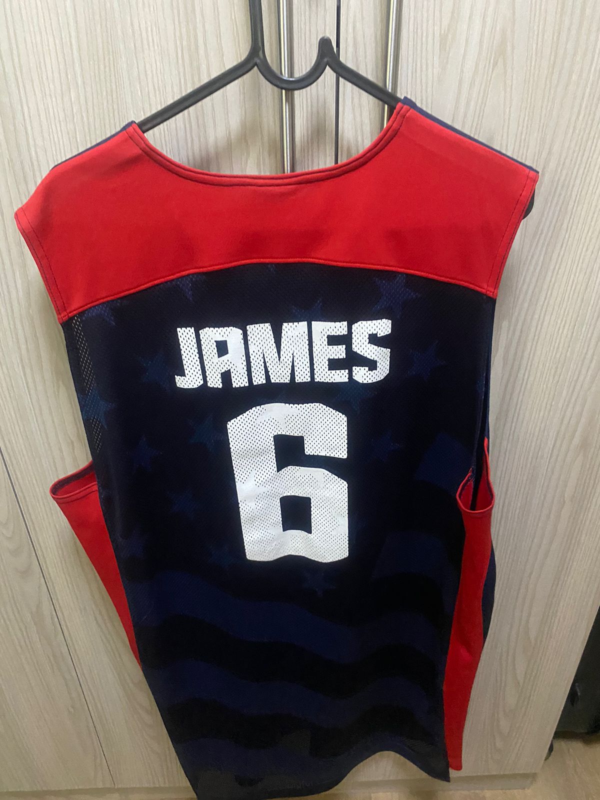USA James