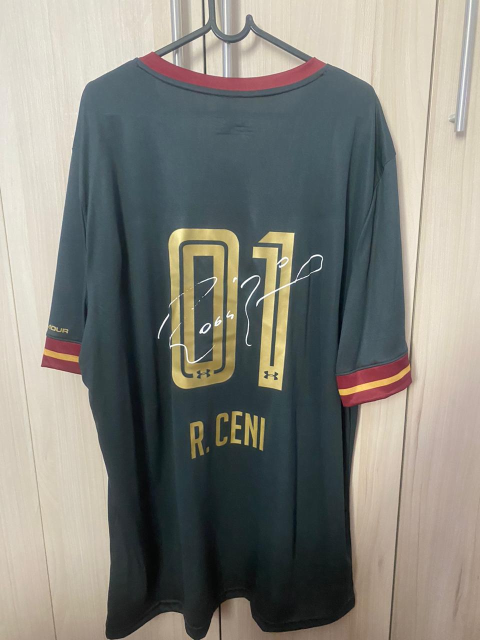 Rogerio Ceni 25 years old