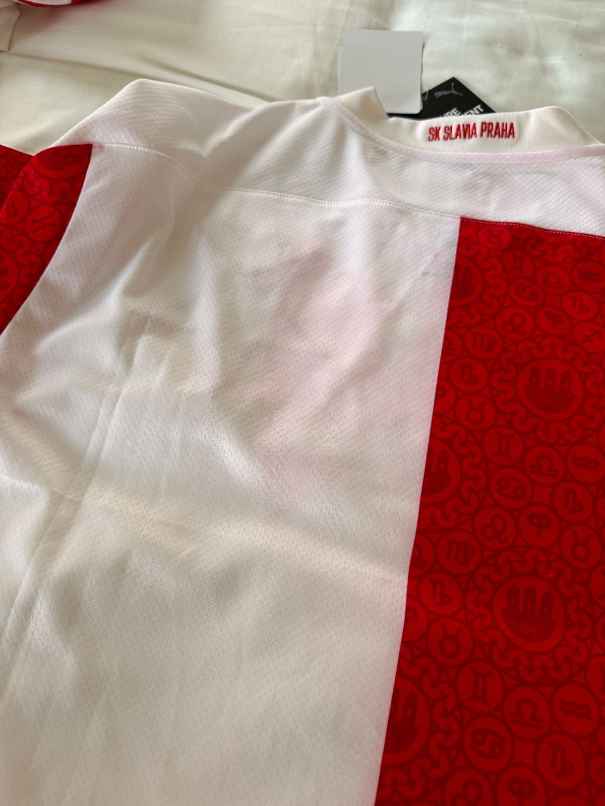 Slavia Prague 2021 Shirt New with tag (defective)
