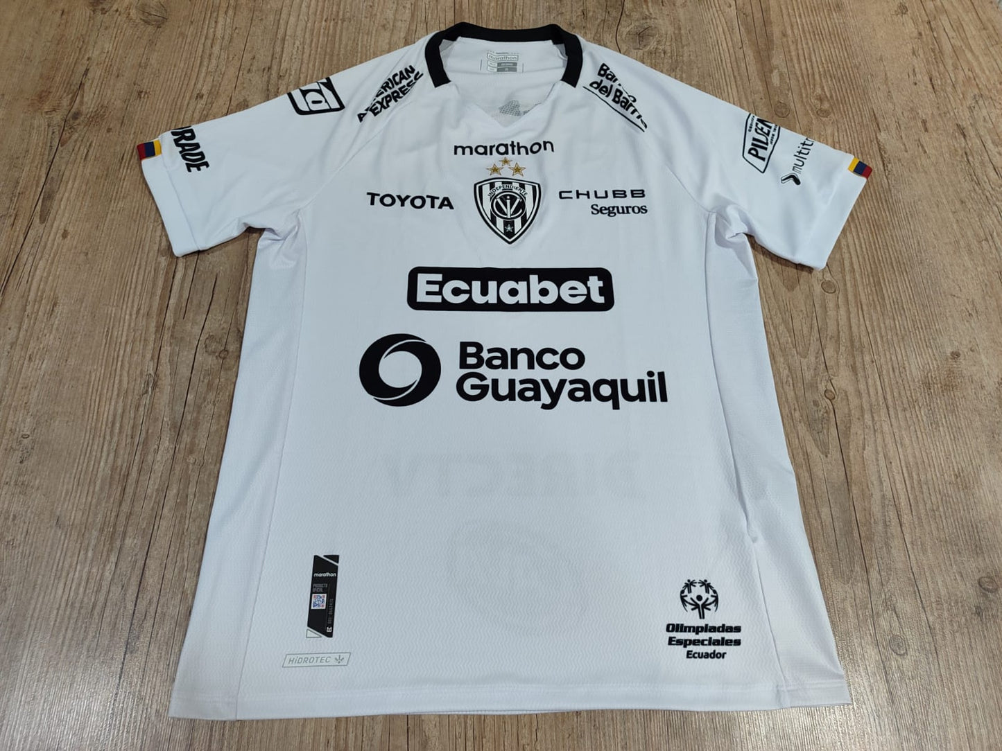 Independiente del Valle 2022 T-Shirt - Size M (51x72 cm) - White Goalkeeper