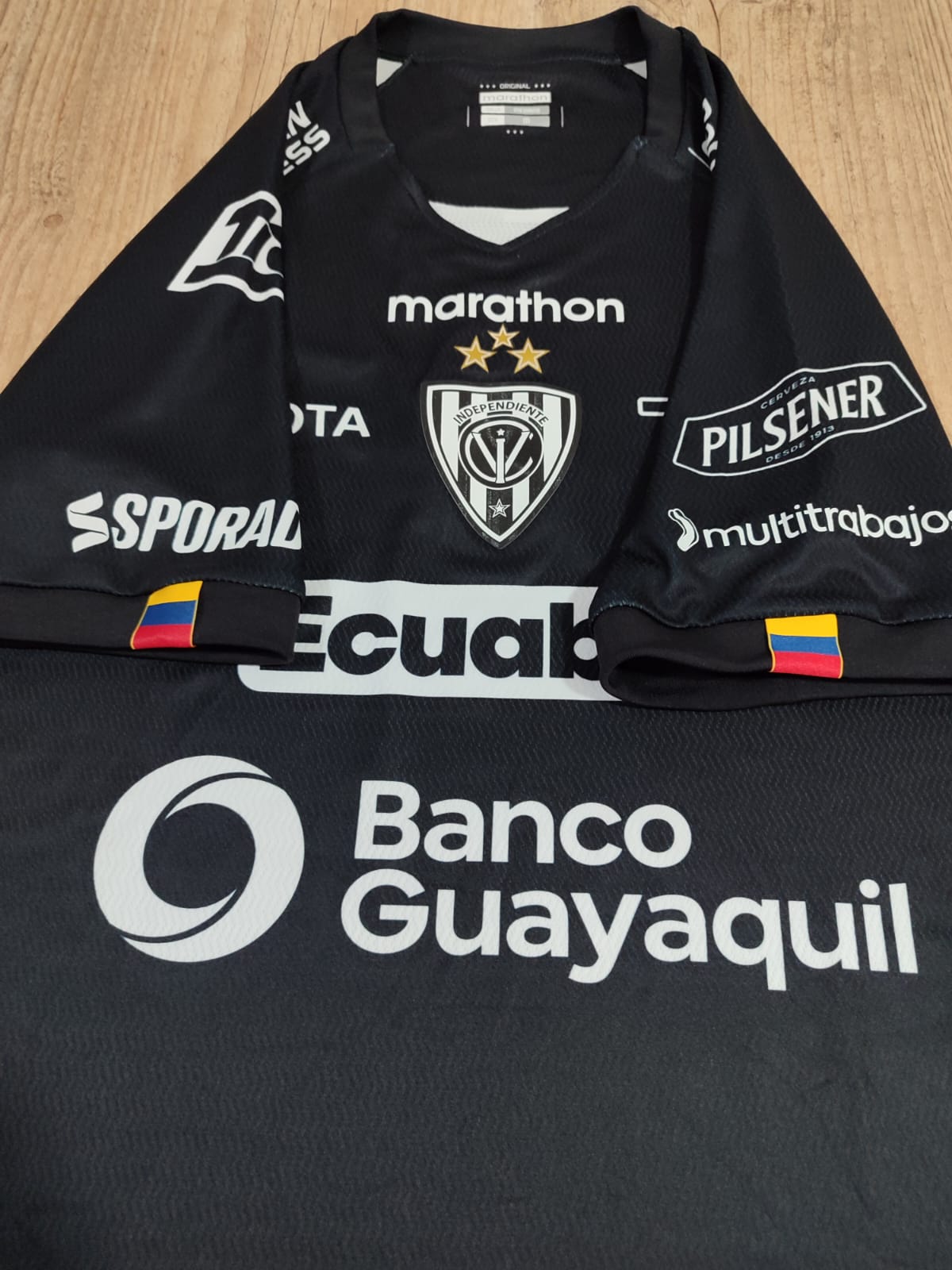 Independiente del Valle 2022 Jersey - Size M (51x72 cm) - Goalkeeper