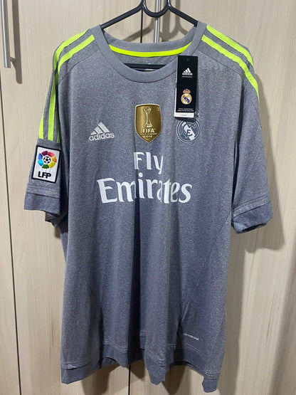 Real Madrid 2016/2017 Shirt - Away