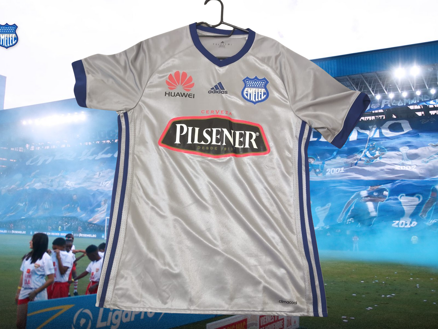 Emelec Ecuador away shirt 2017