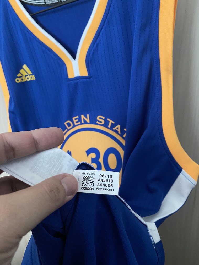 Etiqueta interna adidas produção 06/16