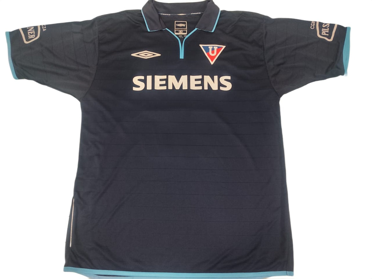 Camisa LDU Quito Away 2004 Umbro – frente