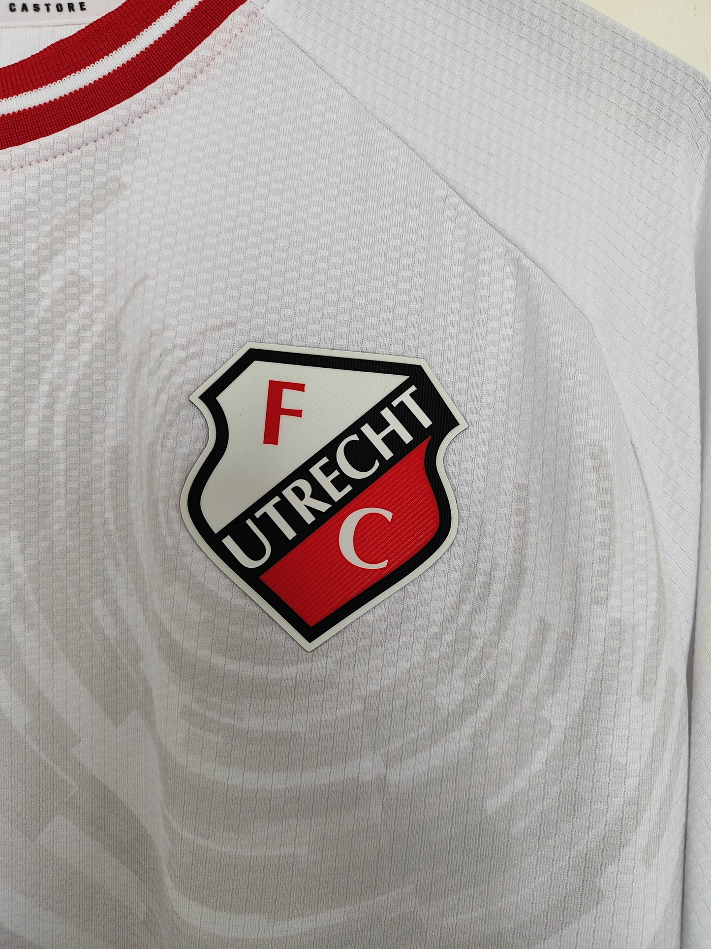 Camisa FC Utrecht Home 2023-24 Castore - Modelo Jogador