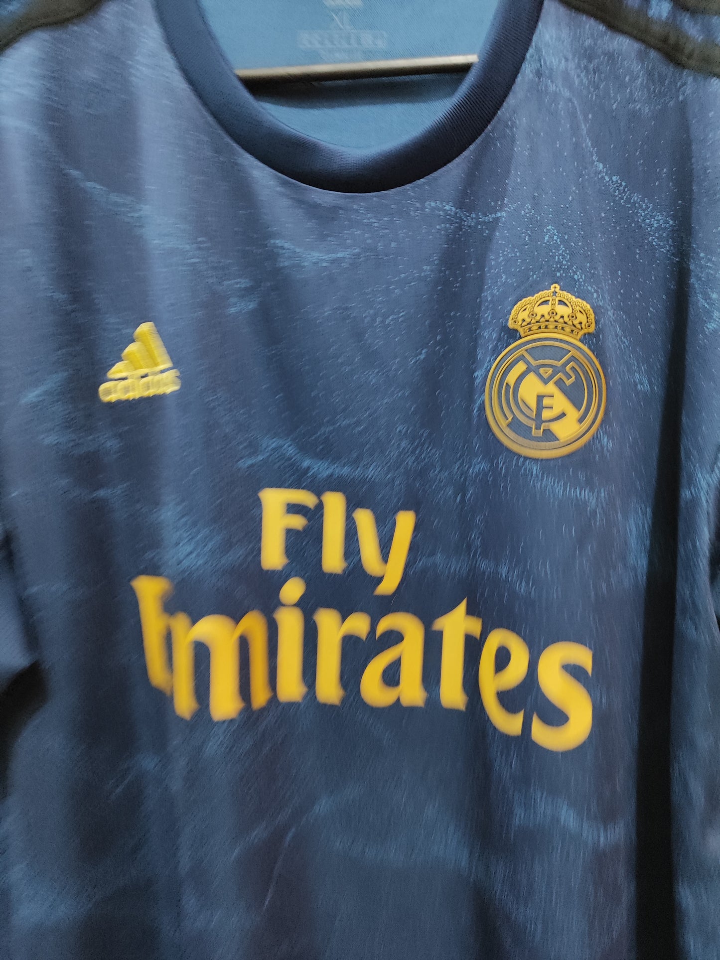 Camisa Real Madrid Away 2019-20 adidas - FJ3151