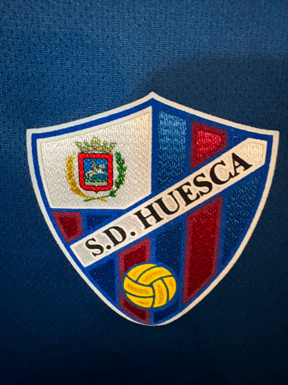 Camisa SD Huesca Azul e Vermelha - J. Pulido 14 - Kelme - De Jogo