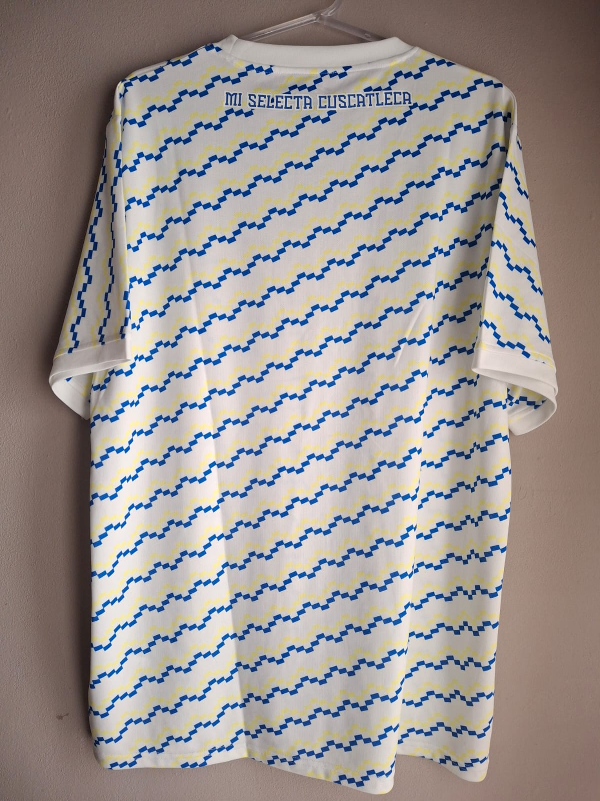 Camisa El Salvador Branca - Pré-Jogo Zigue-Zague - Umbro