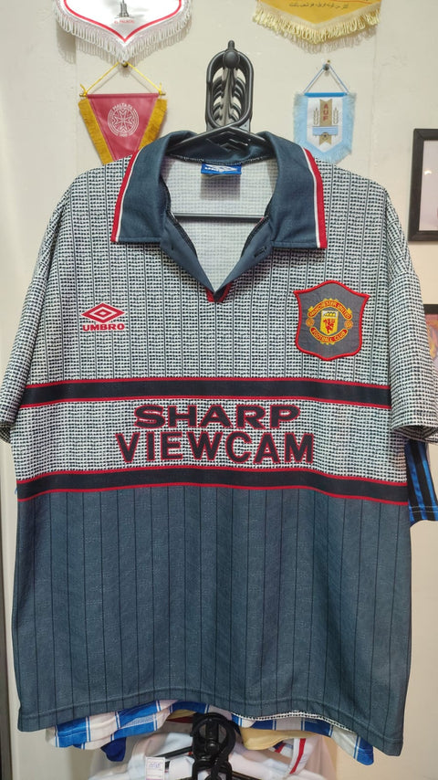 Camisa Manchester United Away 1995 1996 Umbro Sharp Vintage
