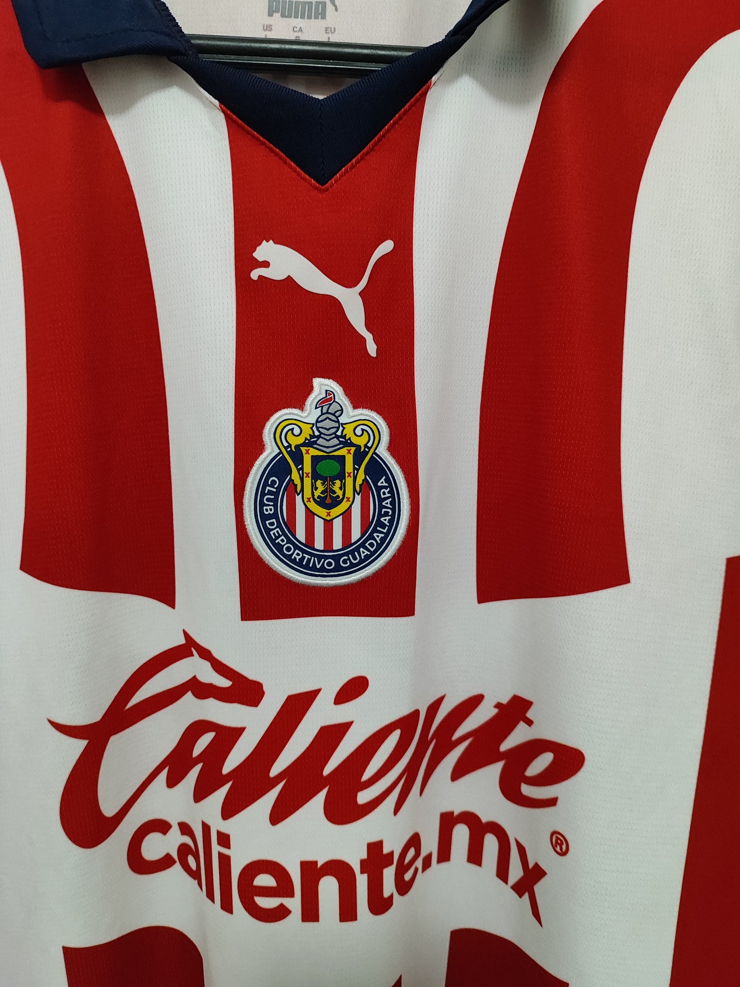 CAMISA CHIVAS GUADALAJARA 2023/2024 - VERSÃO TORCEDOR