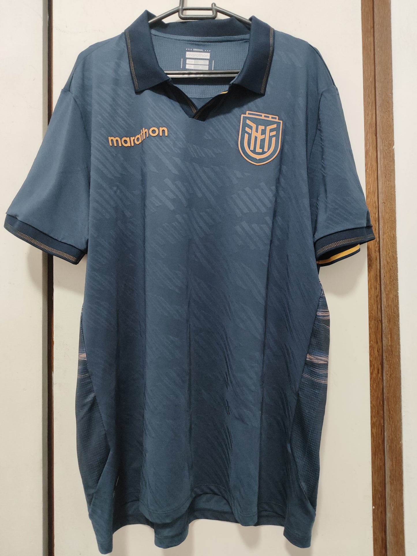 Equador 2026 Away Marathon — Camisa Modelo Jogador
