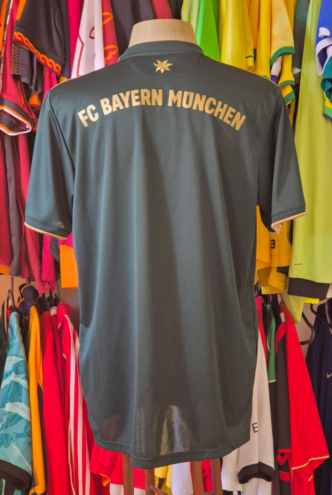 Bayern Munich Oktoberfest 2021 — Edição Limitada