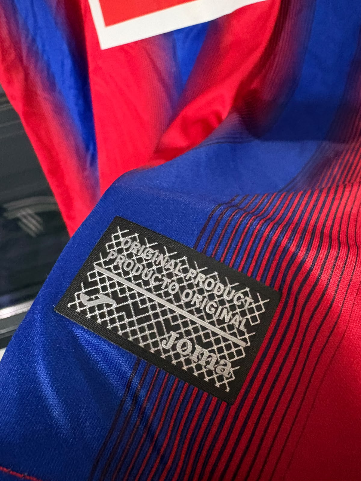 Camisa SD Eibar Vermelho e Azul - P. Diop 8 - Joma - Player Issue