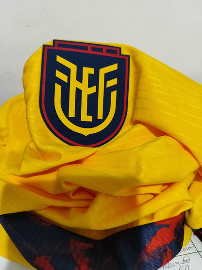 Equador 2026 Marathon — Camisa Modelo Torcedor