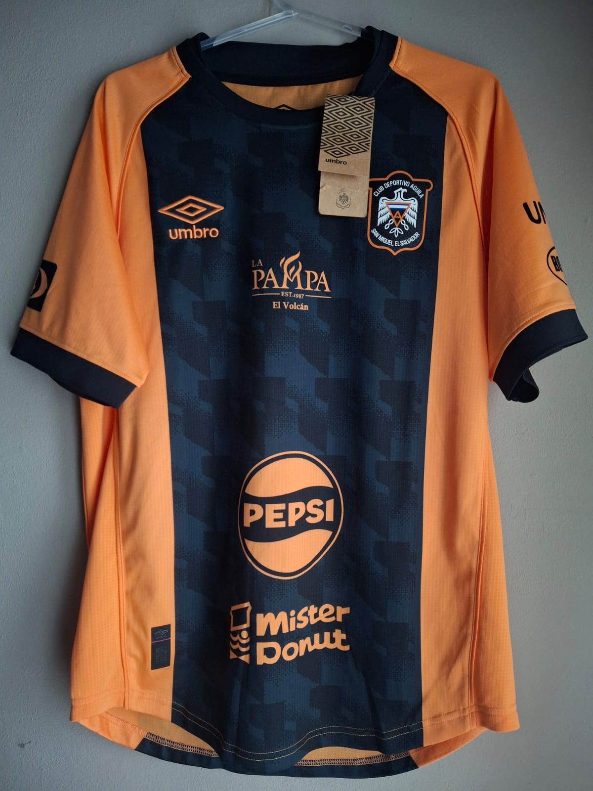 Camisa Águila Preto e Laranja - Uniforme de Visitante - Umbro