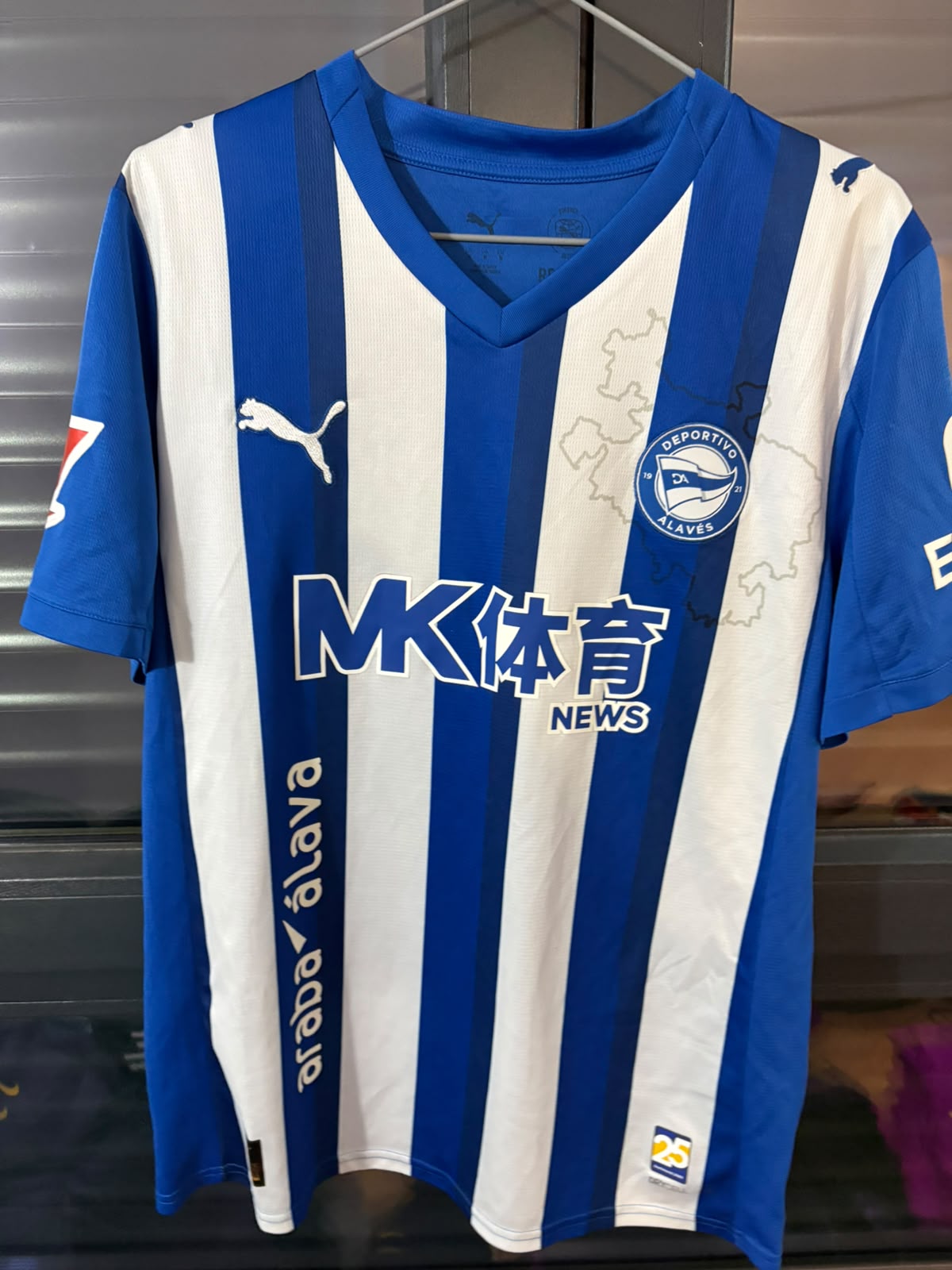 Camisa Deportivo Alavés Azul e Branco - 25 Anos Dortmund - Calebe 20 - Puma