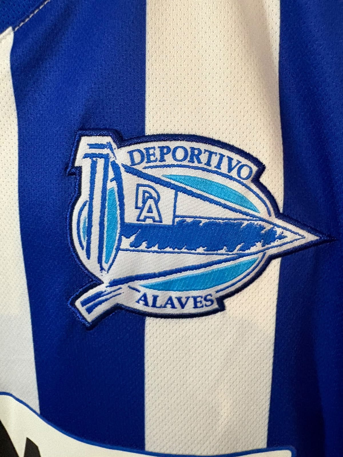 Camisa Deportivo Alavés Azul e Branco - Maripán 6 - Kelme