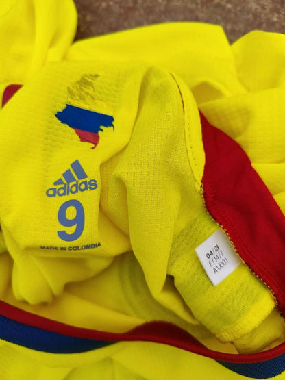 Camisa Colômbia modelo jogador Adidas Copa América 2021